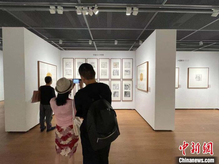 展览现场。　童笑雨 摄