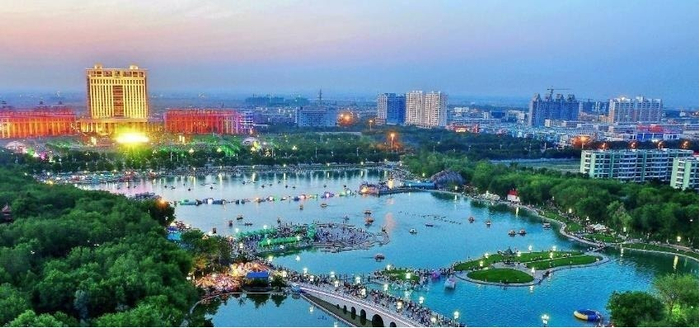 如今的“戈壁明珠”石河子