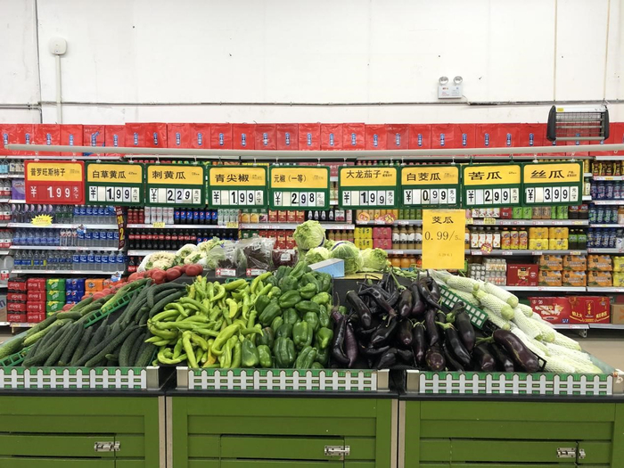 曾隶属城厢公社的西霞口村已是小康村，老百姓如今生活富足（记者周益帆摄）