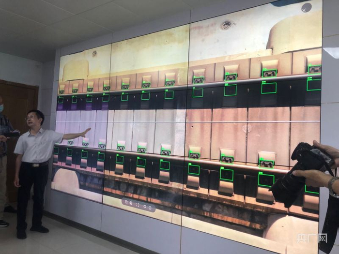 京沪高铁智能综合运维管理系统（央广网记者王晶 摄）