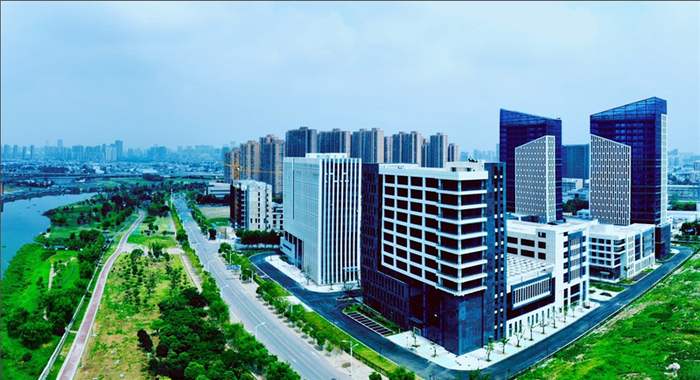 　　南淝河畔的中国网谷。央广网发 瑶海区委宣传部供图