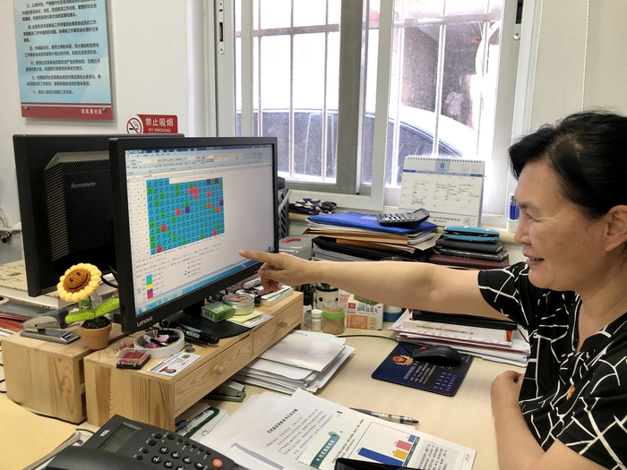 徐爱民介绍“民情图”