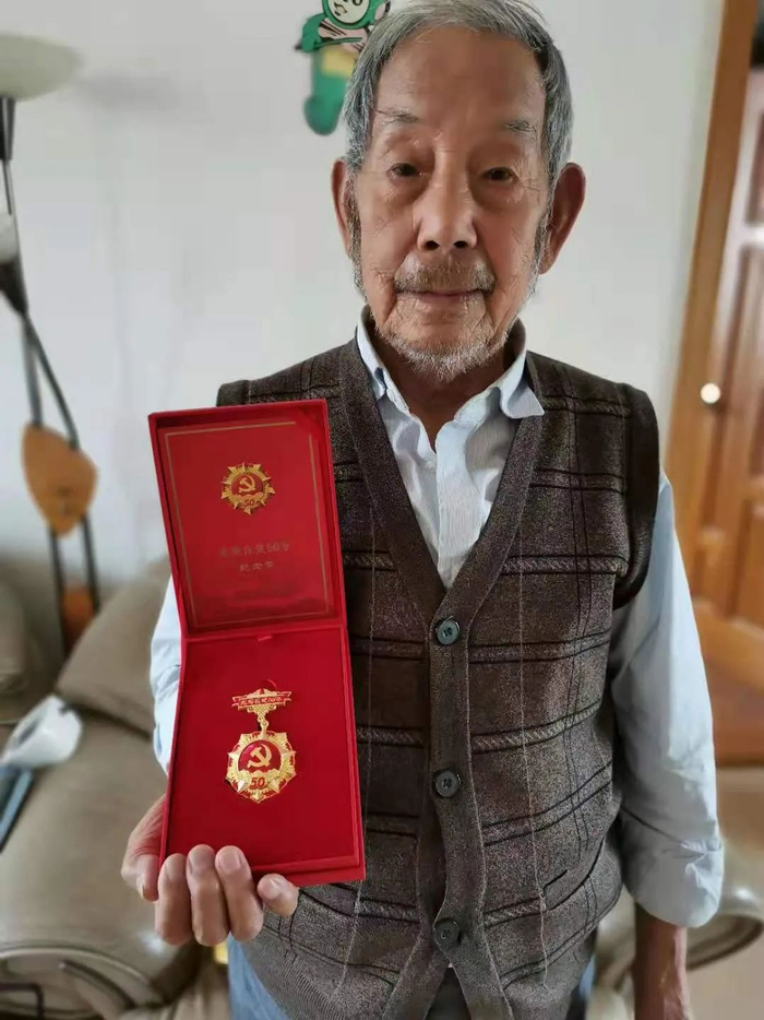 杨丽梅的父亲 供图