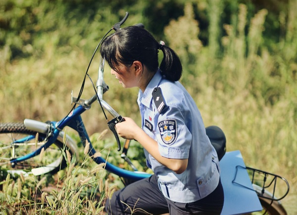 蓝燕（央广网发 市公安局供图）