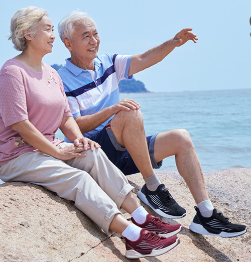 老人们钟爱足力健老人鞋