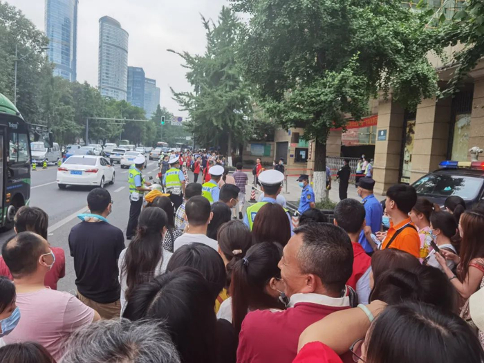 盐道街中学考点