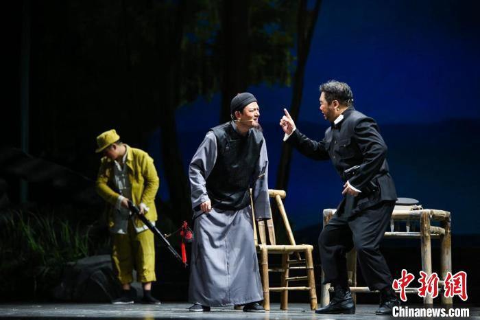 《江姐》人物形象鲜明，戏剧情节感人至深，适合不同程度的学生参与排演，并能引起不同年龄观众的共鸣。华东师大供图 华东师大供图