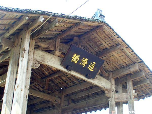 图为《古运回望图》采风资料图