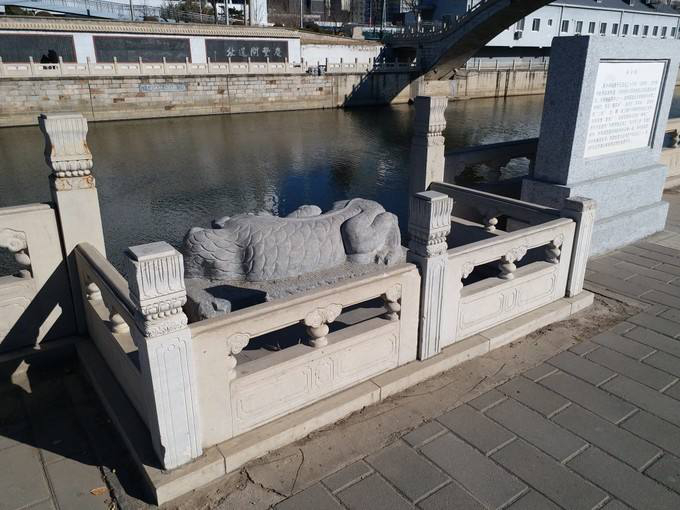 图为《古运回望图》东郊（朝阳）二闸两岸采风图