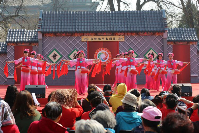 图为蟠桃宫庙会资料图