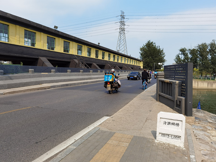 图为新时代大运河分洪闸桥资料图