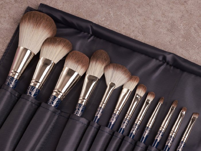 艾诺琪化妆刷 图片来源：@keely_姬