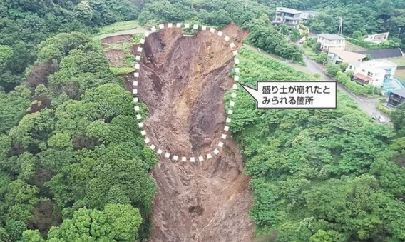 白圈所示为填土崩塌源头 图自静冈新闻