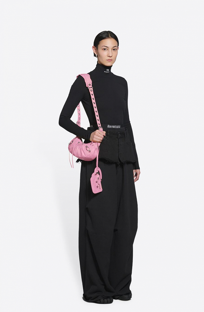 图片来源：BALENCIAGA