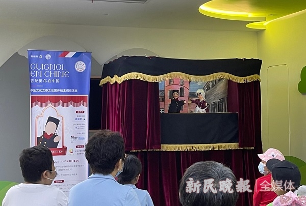 图说：法国里昂民间传统木偶颇富教育启迪性