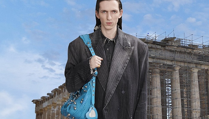 图片来源：BALENCIAGA