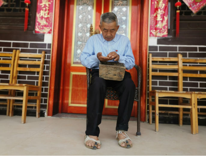 生活中的黄大发十分朴素。受访者供图