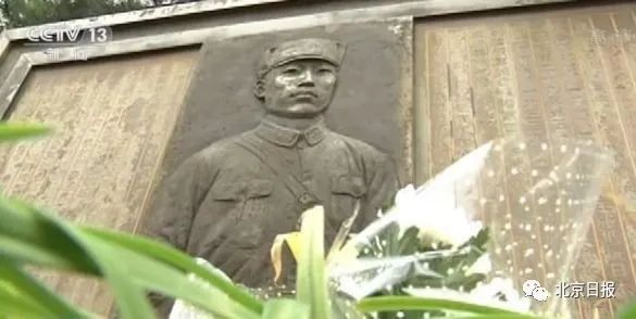 赵登禹雕像