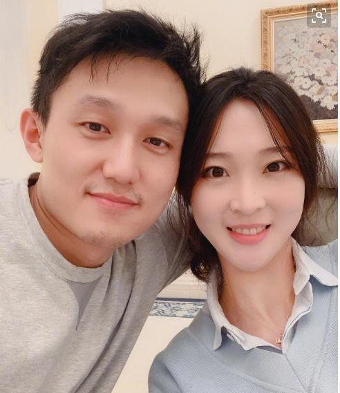 上2015年女排世界杯夺冠周期,中国女排已经结婚生子的还要包括沈静思