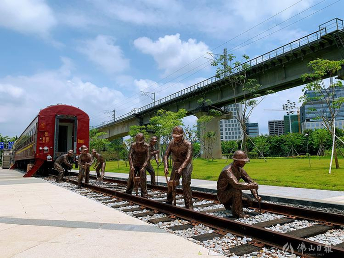 铁路文化广场为全国高铁桥下空间利用和管理提供了南海经验。佛山日报记者李宁摄