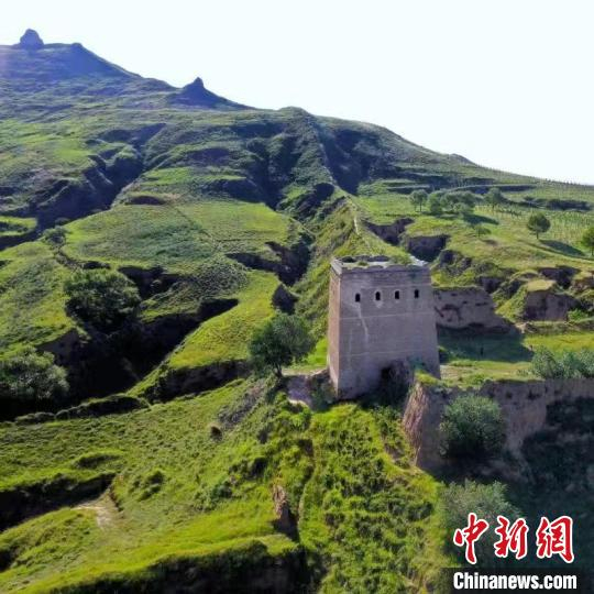 左云县境内古堡幽韵，长城绵延，以长城为主体，形成独特的边塞文化。　左云县融媒体中心供图