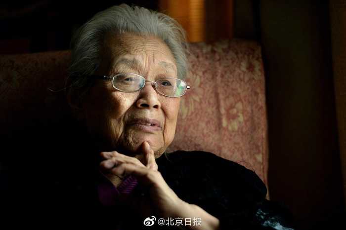 郑敏  图片来源：北京日报微博