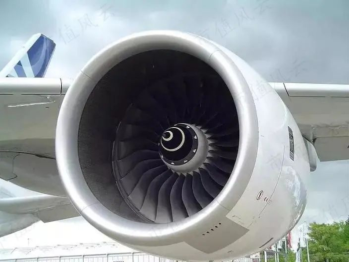 （A380的遄达900发动机长这样）
