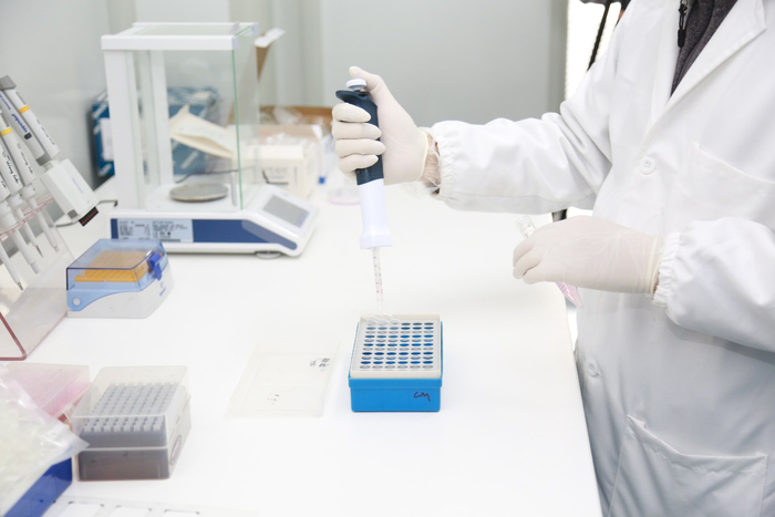 数据分析   戚心茹 摄