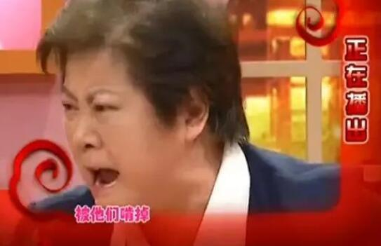 《新老娘舅》节目调解员柏万青自曝近况！72岁高龄成为主持人
