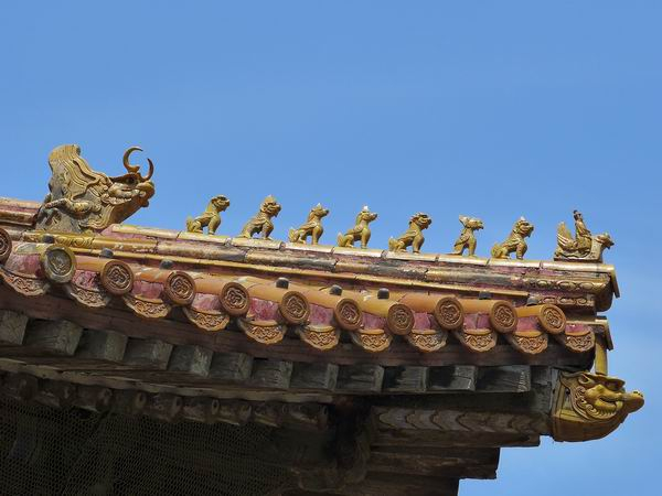 斋宫东侧顶。段旭 图