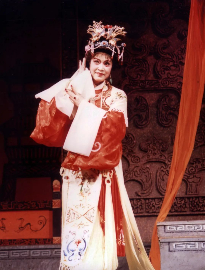 《汉文皇后》中饰窦皇后