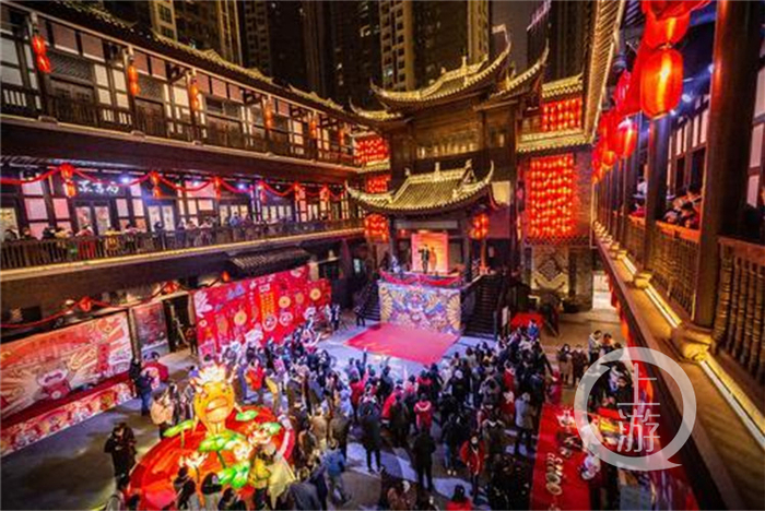 弹子石老街灯会  受访者供图