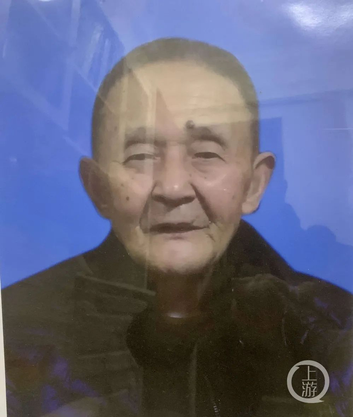 ▲桂贞石2019年因糖尿病病逝，时年79岁。图片来源/ 受访者供图