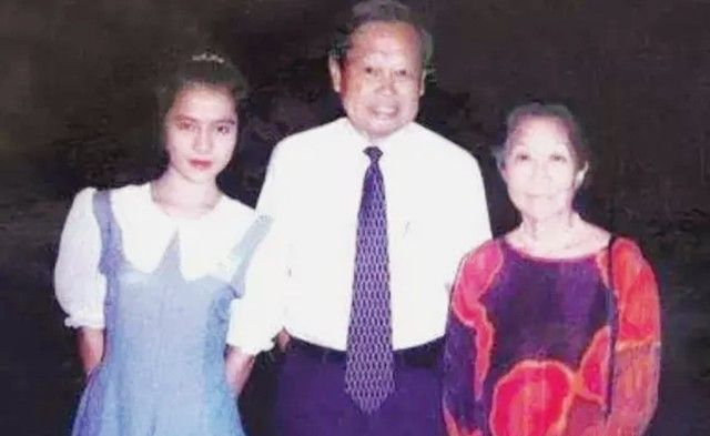 你只知杨振宁82岁娶妻,却不知他的三个儿女很优秀|杨光|物理|父亲|科学|天文_新浪新闻
