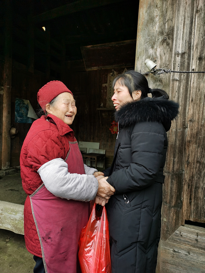 2022年1月13日，曹美玲和黄菊花时隔五年后再见面。 本文图片除注明外，均为澎湃新闻记者 朱远祥 图