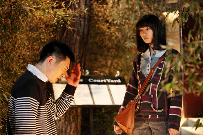 郭京飞（左）饰 陆然