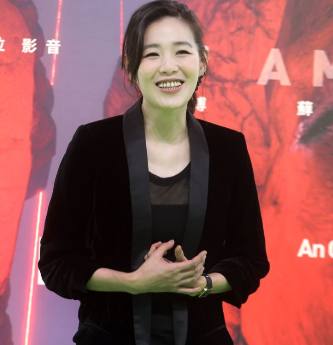 41岁歌手张悬宣布离婚,与导演老公结束3年婚姻,赞其是伟大前夫