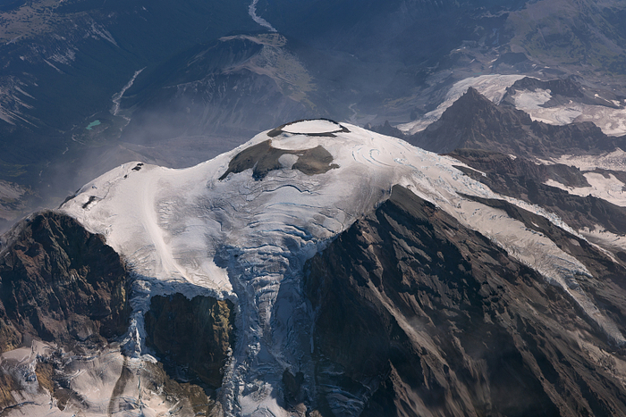雷尼尔火山山口