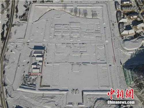 太子城遗址雪后航拍图。中新社发 杨东武 摄