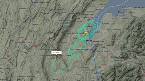 埃航702航班飞行路线图，可见该航班在日内瓦周边上空兜圈