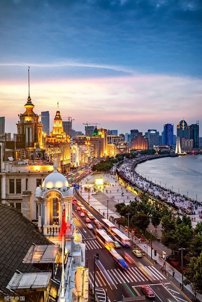 盘古银行上海分行、轮船招商局大楼、浦发银行、上海海关和上海市总工会等