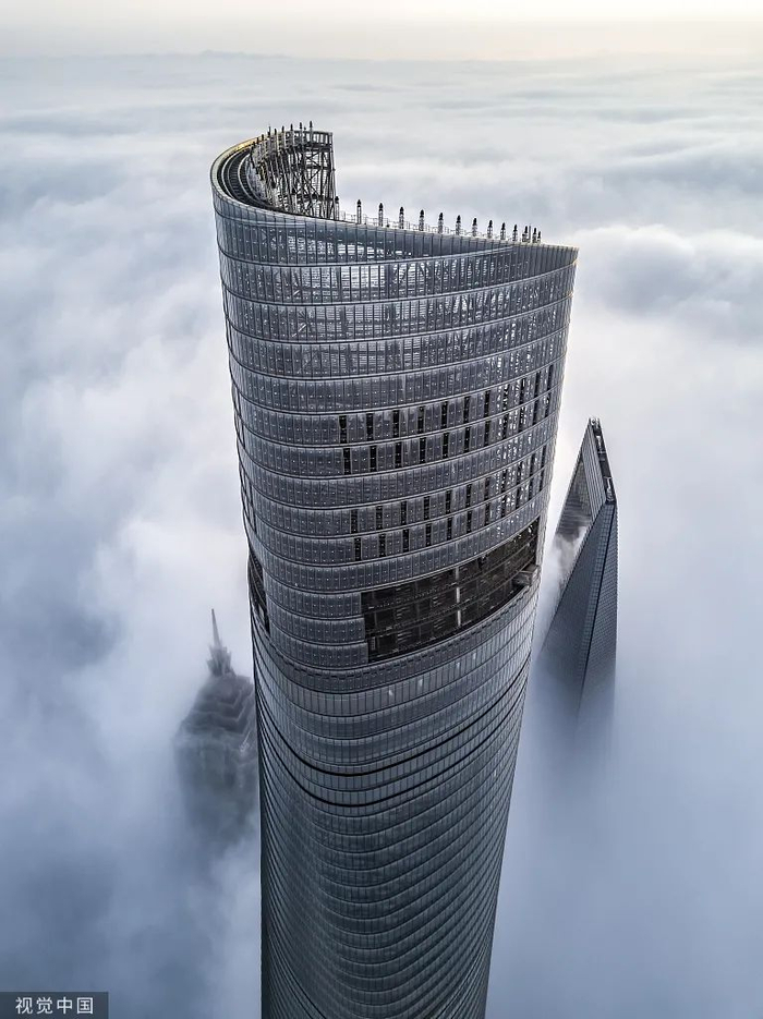 上海中心大厦目前为世界第二高楼