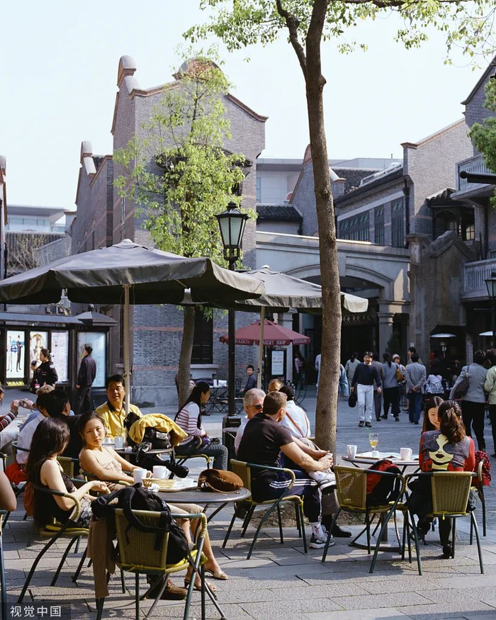 新天地商圈，石库门里的咖啡馆