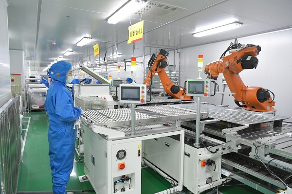 ▲蚌埠市高新区一科技企业生产车间。图/蚌埠市政府官网