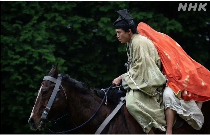 小栗旬扮演北条义时