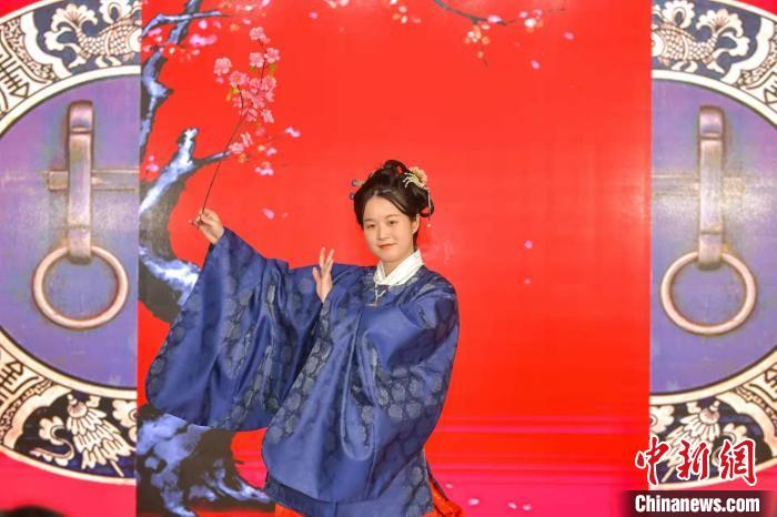 明代的盛世风华被展现得淋漓尽致。　奉贤区博物馆供图