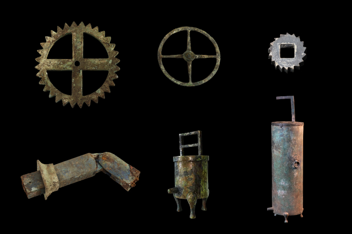 江村大墓外藏坑出土部分铜器。陕西省考古研究院供图