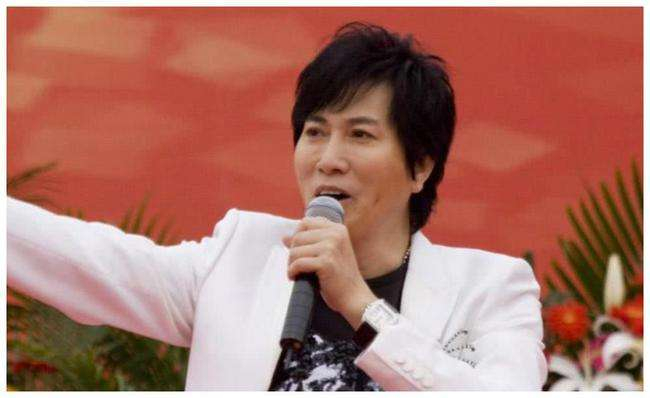 春晚40年,盘点十首具有启蒙意义的港台流行歌曲,首首都是回忆杀|再回首|姜育恒|风中有朵雨做的云
