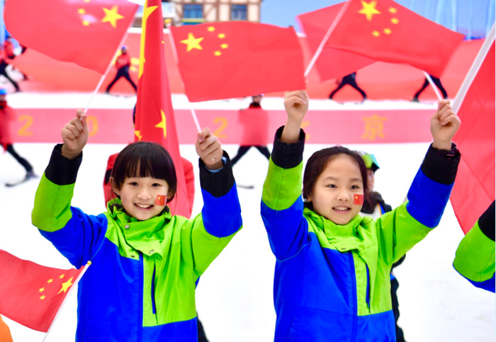 △资料图：“南国花城迎冬奥·首届湾区冰雪文化节”日前启动。（王燕 摄）