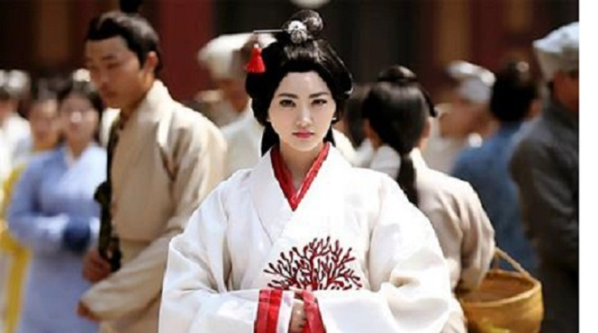 头发是古代女子感情的载体,青丝,就是情丝